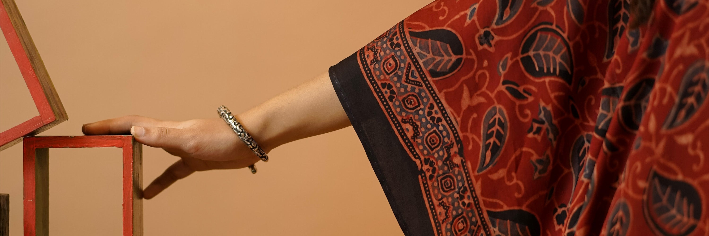 Dupattas, Stoles & Scarves