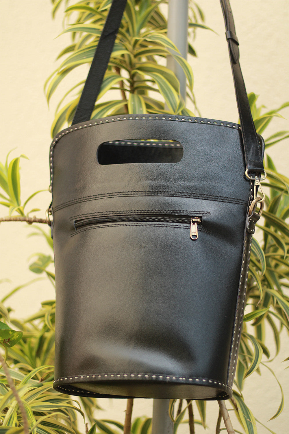 Handcrafted Kutch Leather Bag | Mirrorwork | Noir