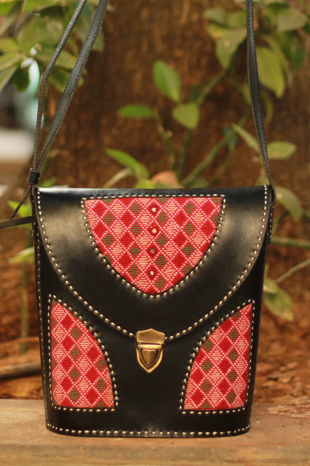 Handcrafted Kutch Leather Bag | Embroidered