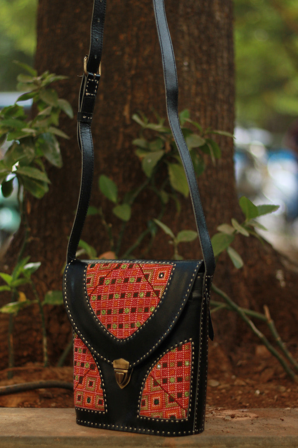 Handcrafted Kutch Leather Bag | Embroidered