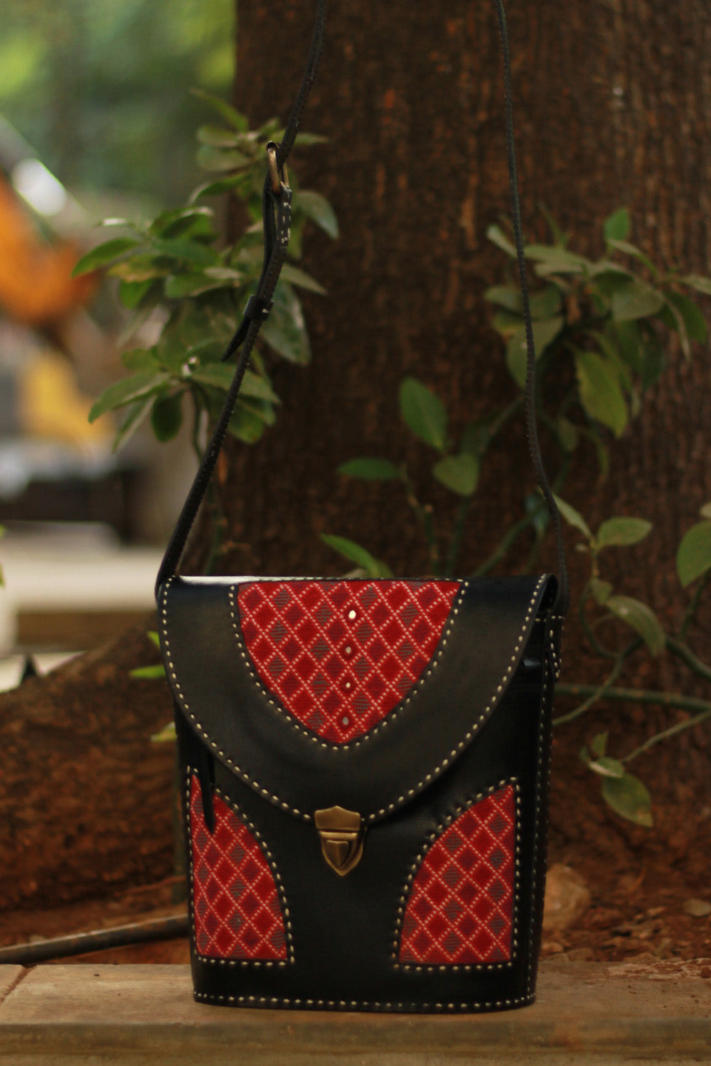 Handcrafted Kutch Leather Bag | Embroidered