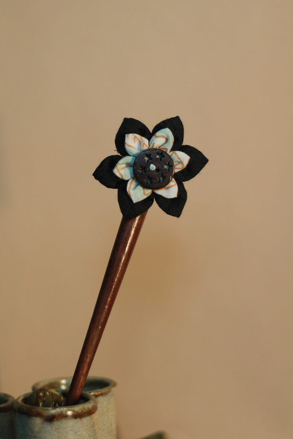 Anokhi | Juda Stick | Black Flower