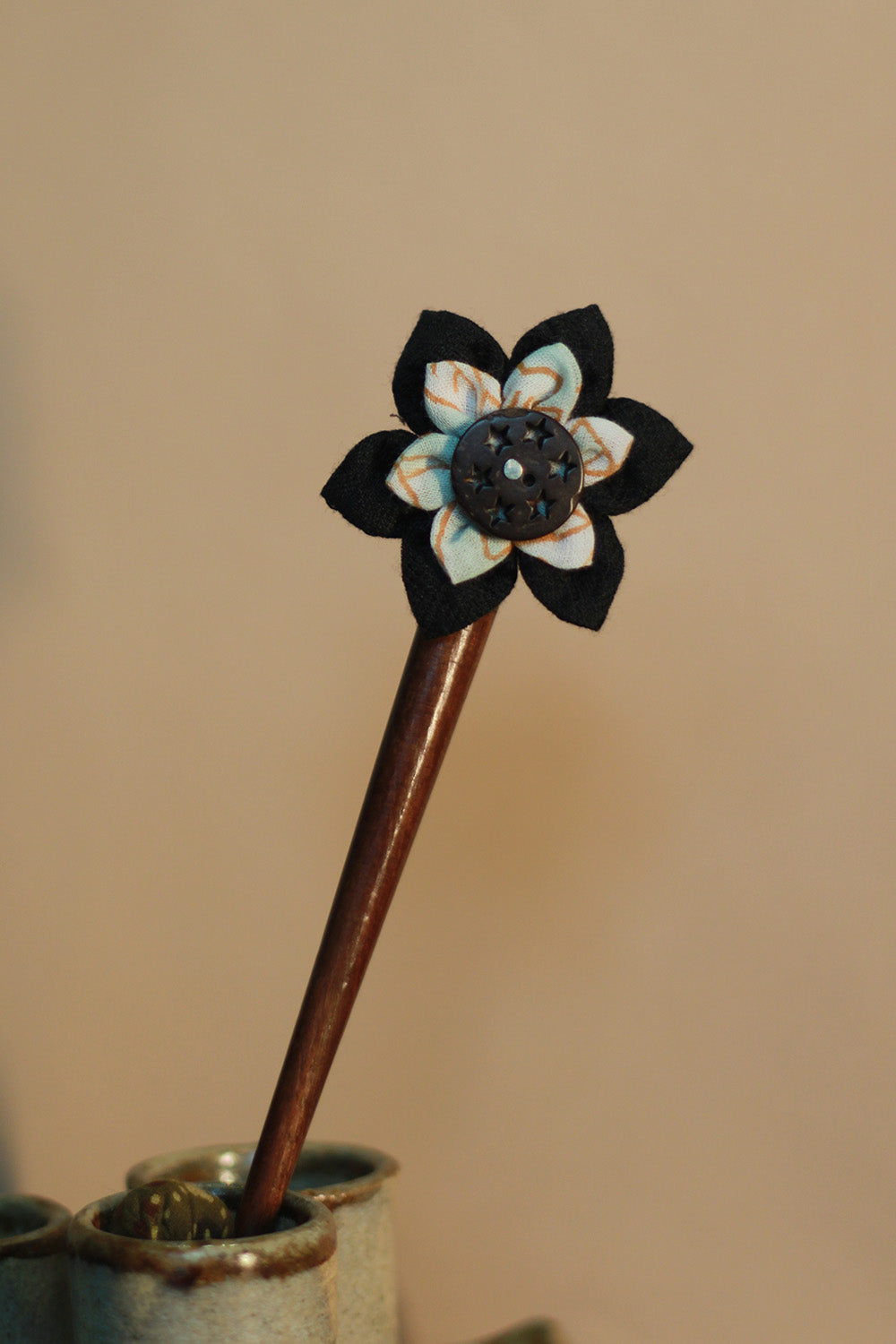 Anokhi | Juda Stick | Black Flower