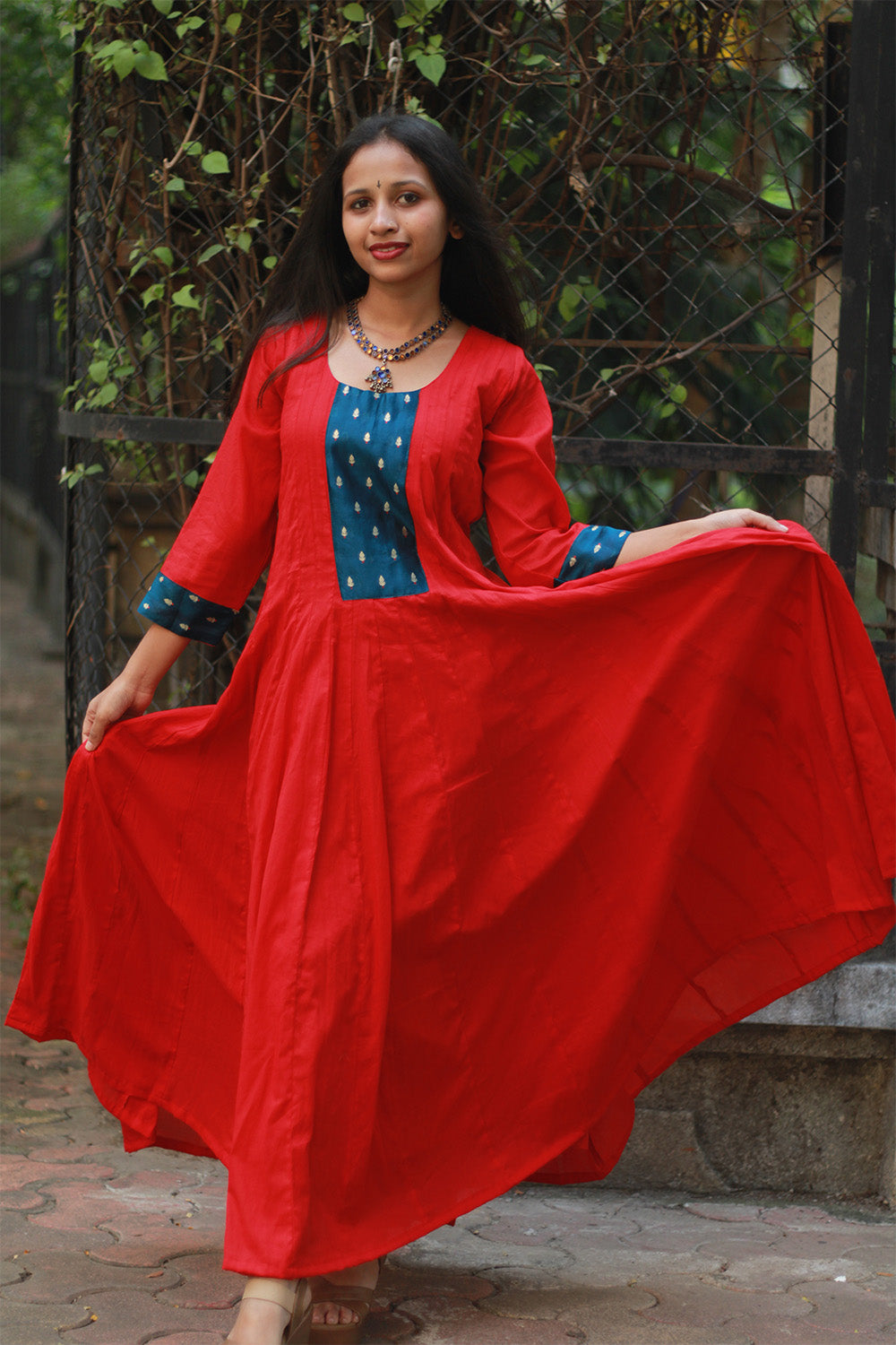 Alankrita | Chaaliskali Kurta | Rouge