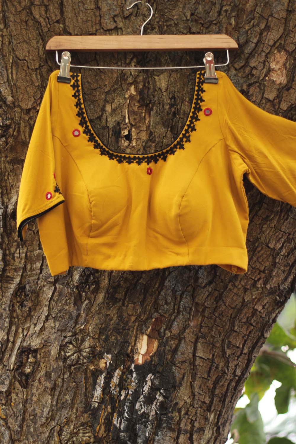 Sindhi Tanka | Chrome Yellow Blouse