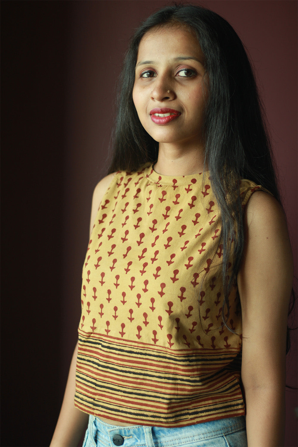 Kirgiti | Stretchable Blouse / Crop Top | High Neck | Beige Maroon Stripe Dabu