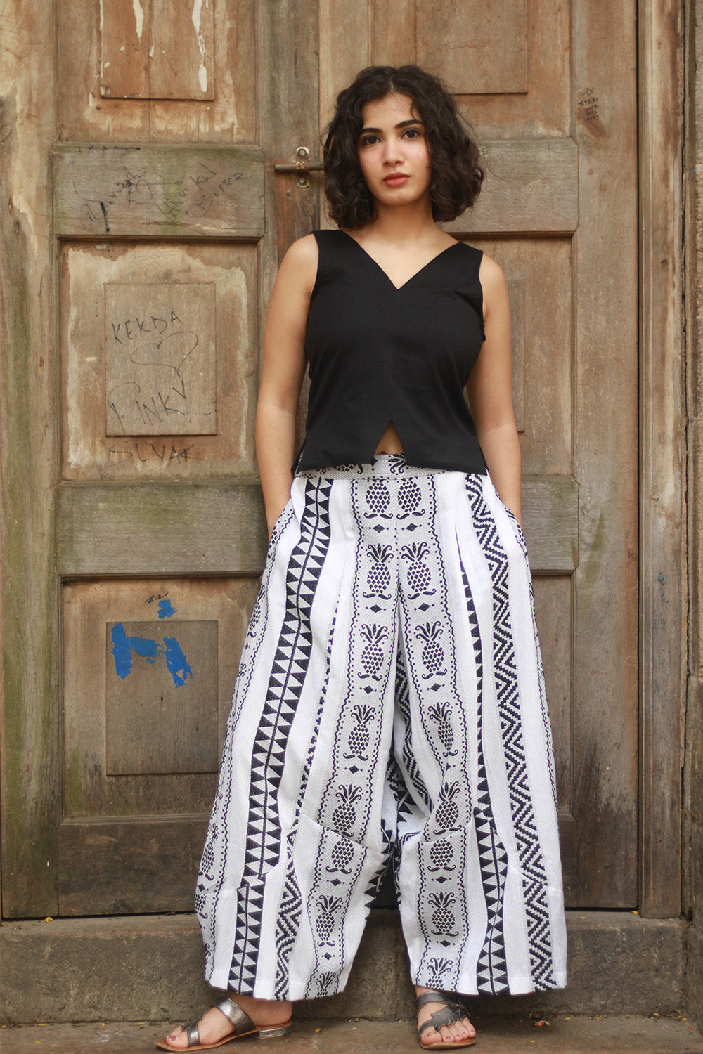 Ananas | Balloon Pants | Cotton White & Black