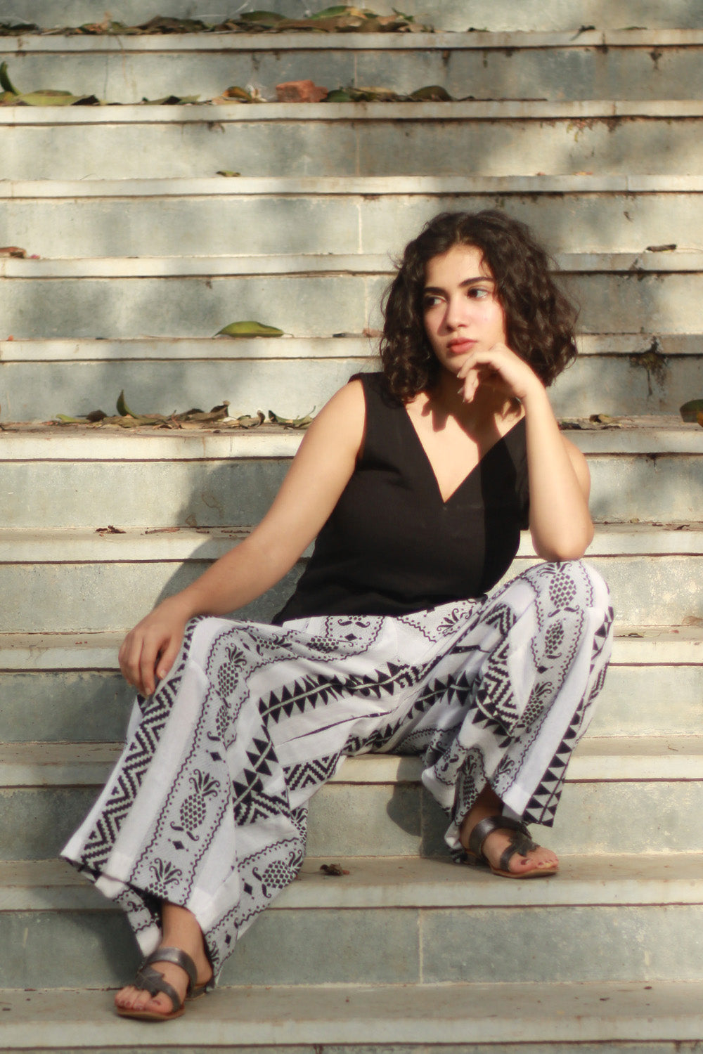 Ananas | Balloon Pants | Cotton White & Black