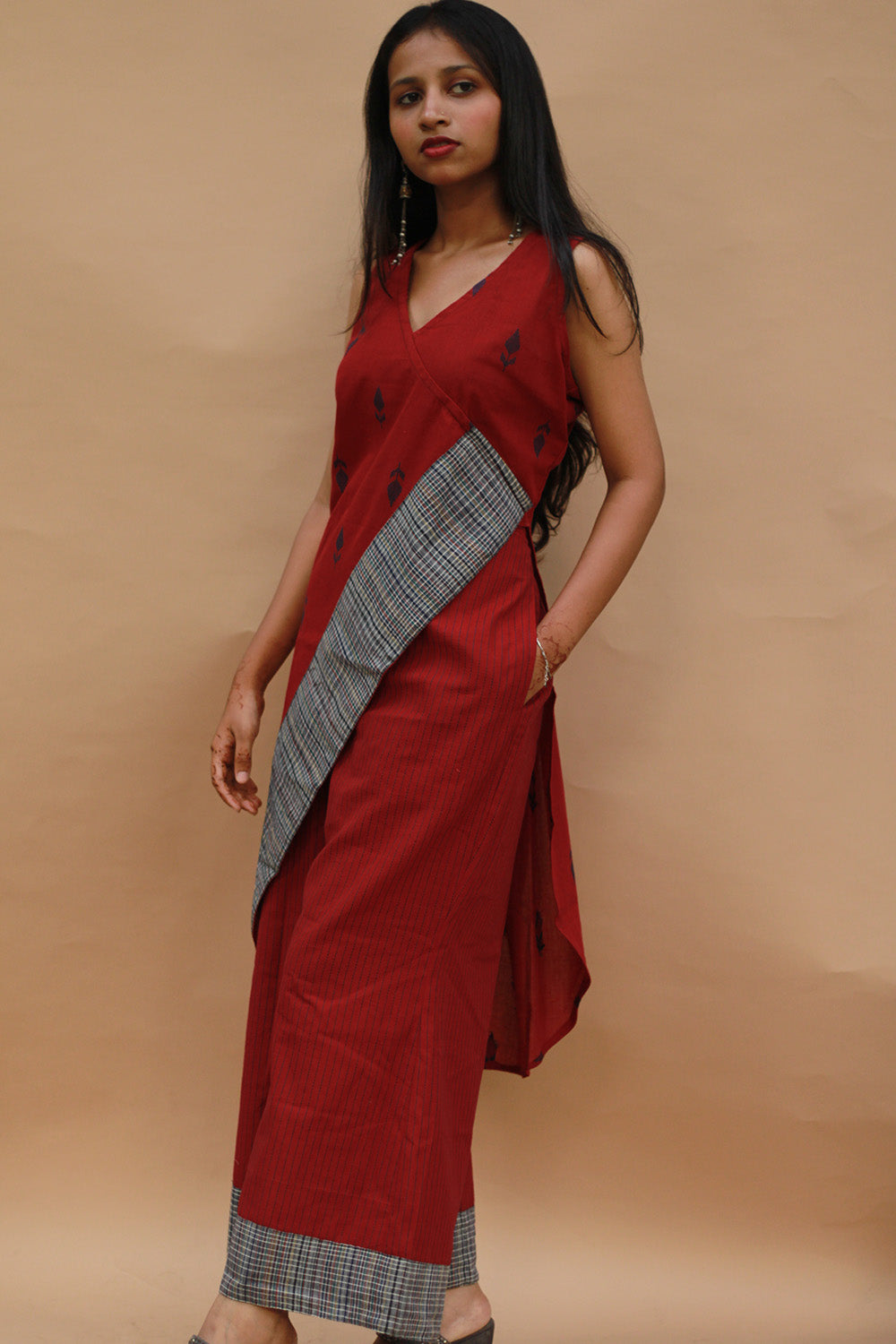 Raaya | Tapered Co-ord Set | Red with Gamcha