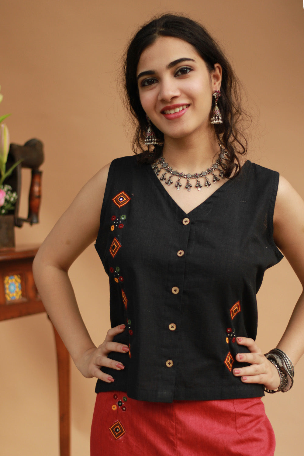 Gor Banjara | Buttoned Vest | Embroidered | Noir