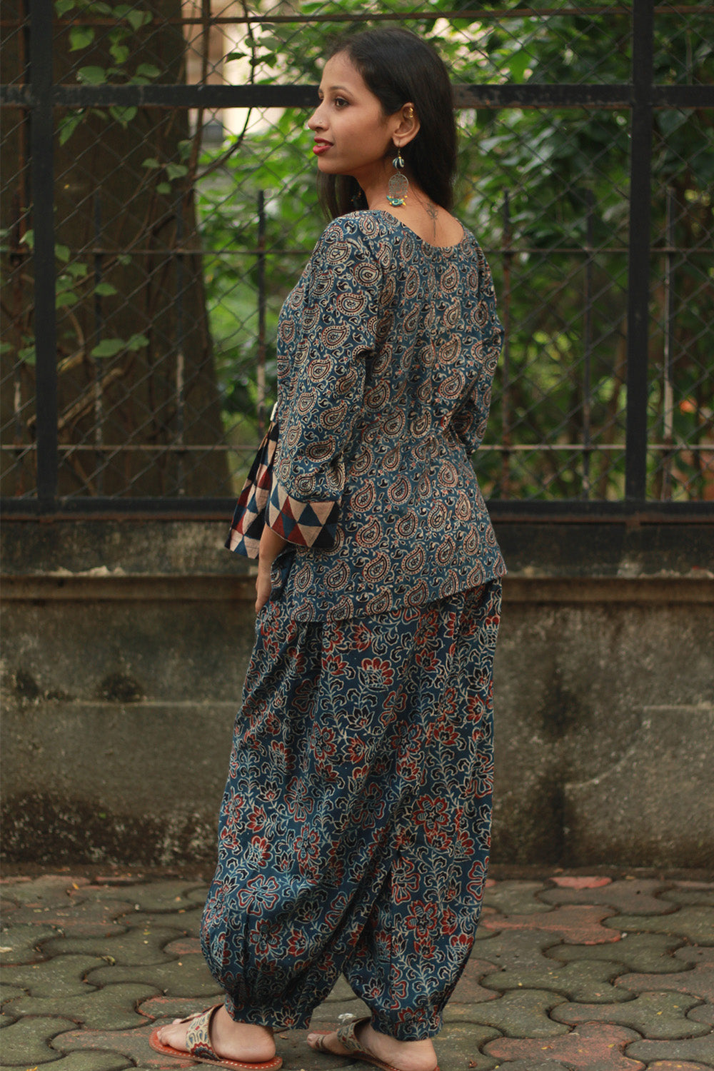 Afsana | Co-Ord Set with Mirrorwork | Indigo Paisley Ajrakh