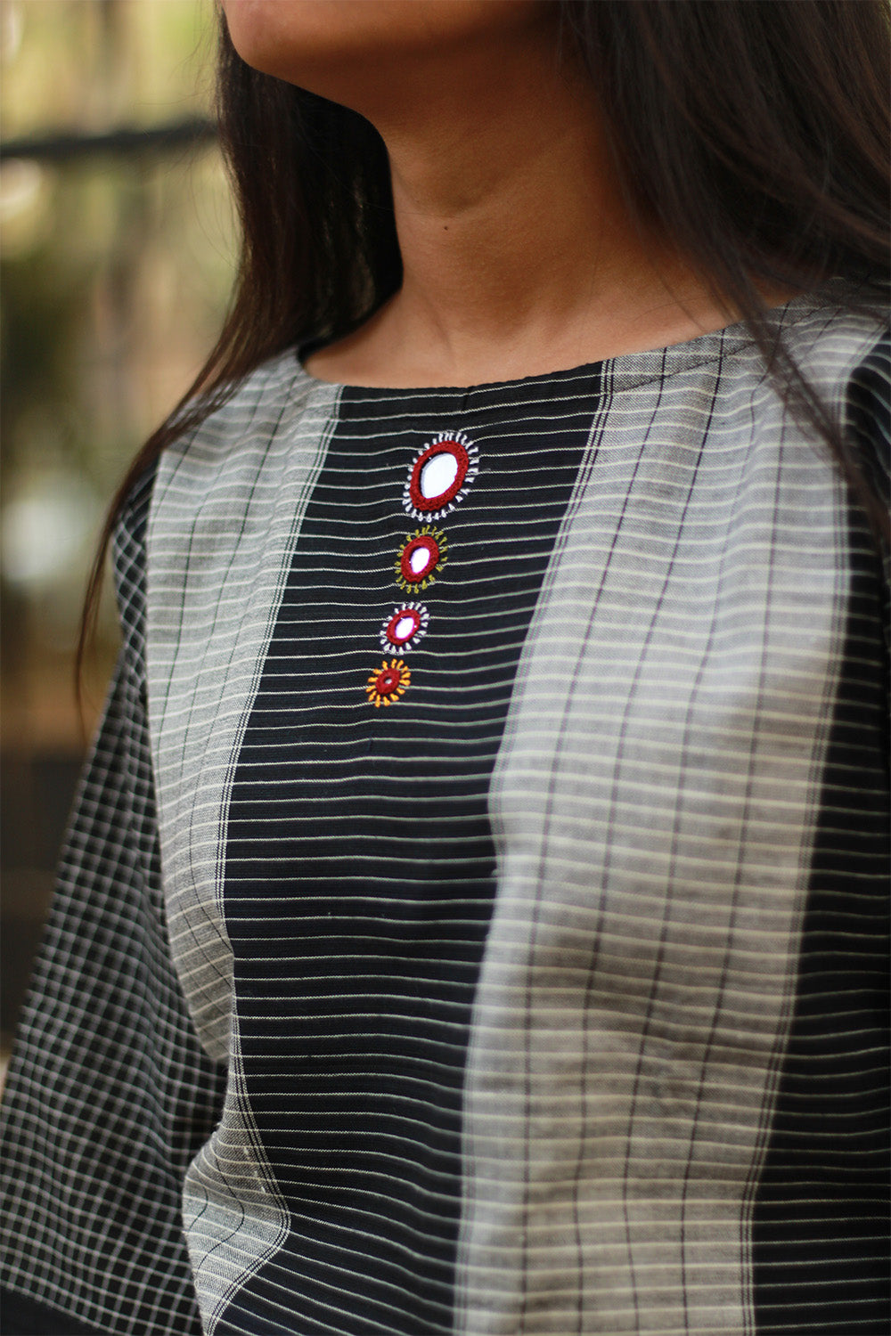 Gor Banjara | Embroidered Patteda Anchu Crop Top | Slate