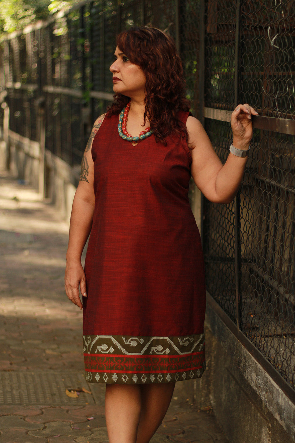 Cherry Fig | Sleeveless Short Dress | Maroon