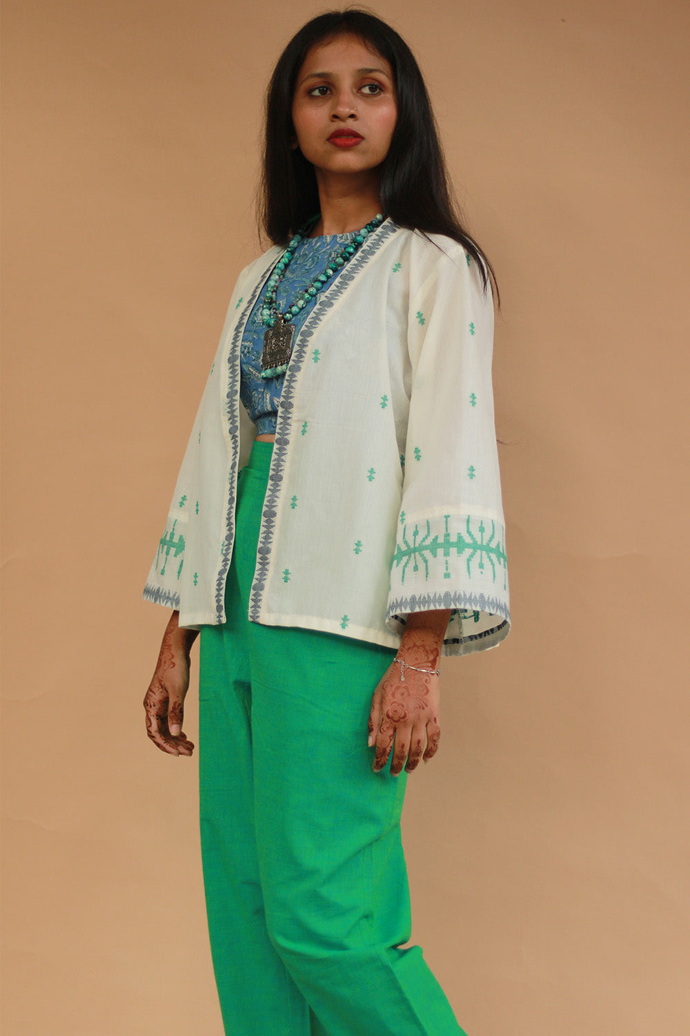 Raahat | Light Jacket | Jamdani | White with Green