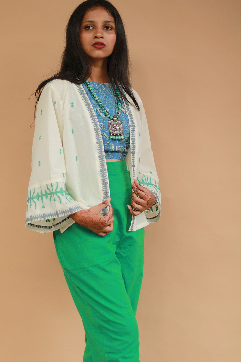Raahat | Light Jacket | Jamdani | White with Green