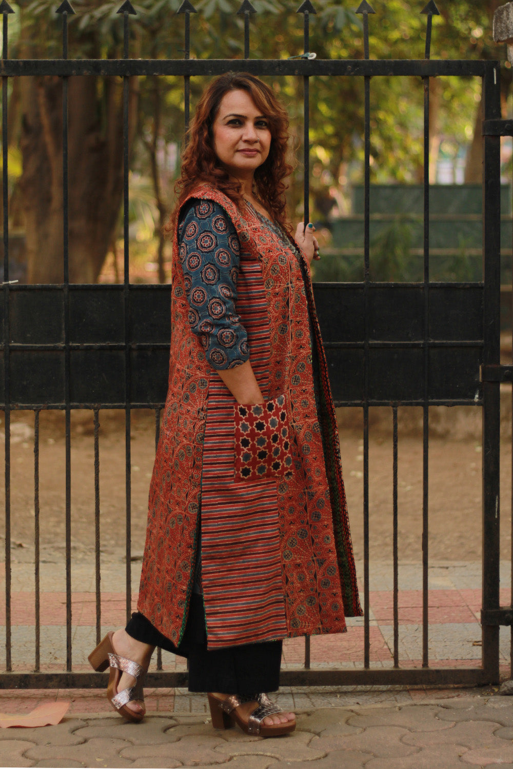 Dohra | Reversible Jacket | Mosaic Kantha Silk / Madder Ajrakh