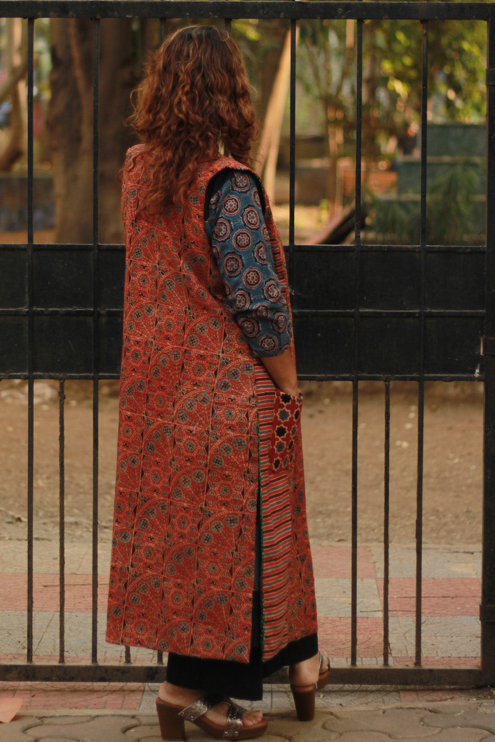 Dohra | Reversible Jacket | Mosaic Kantha Silk / Madder Ajrakh