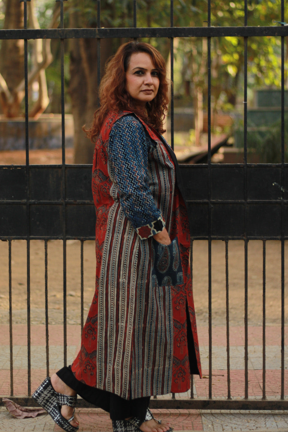 Dohra | Reversible Jacket | Blue Booti Ajrakh / Noir Stripes Ajrakh