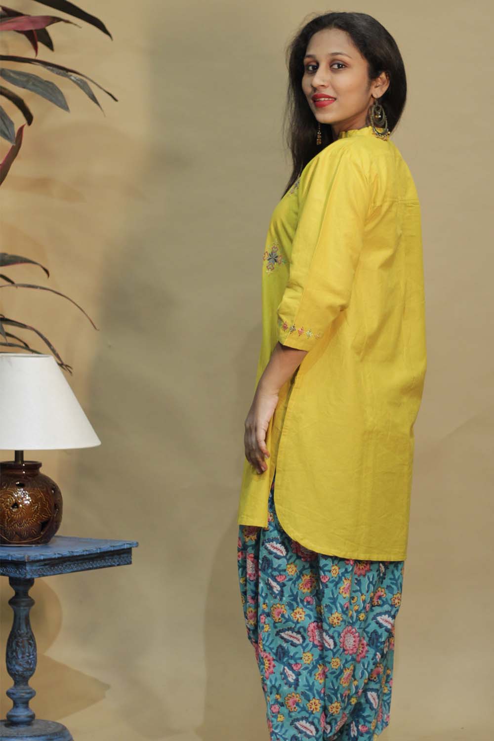 Sufiyana | Soof Embroidered Kurta | Lemon
