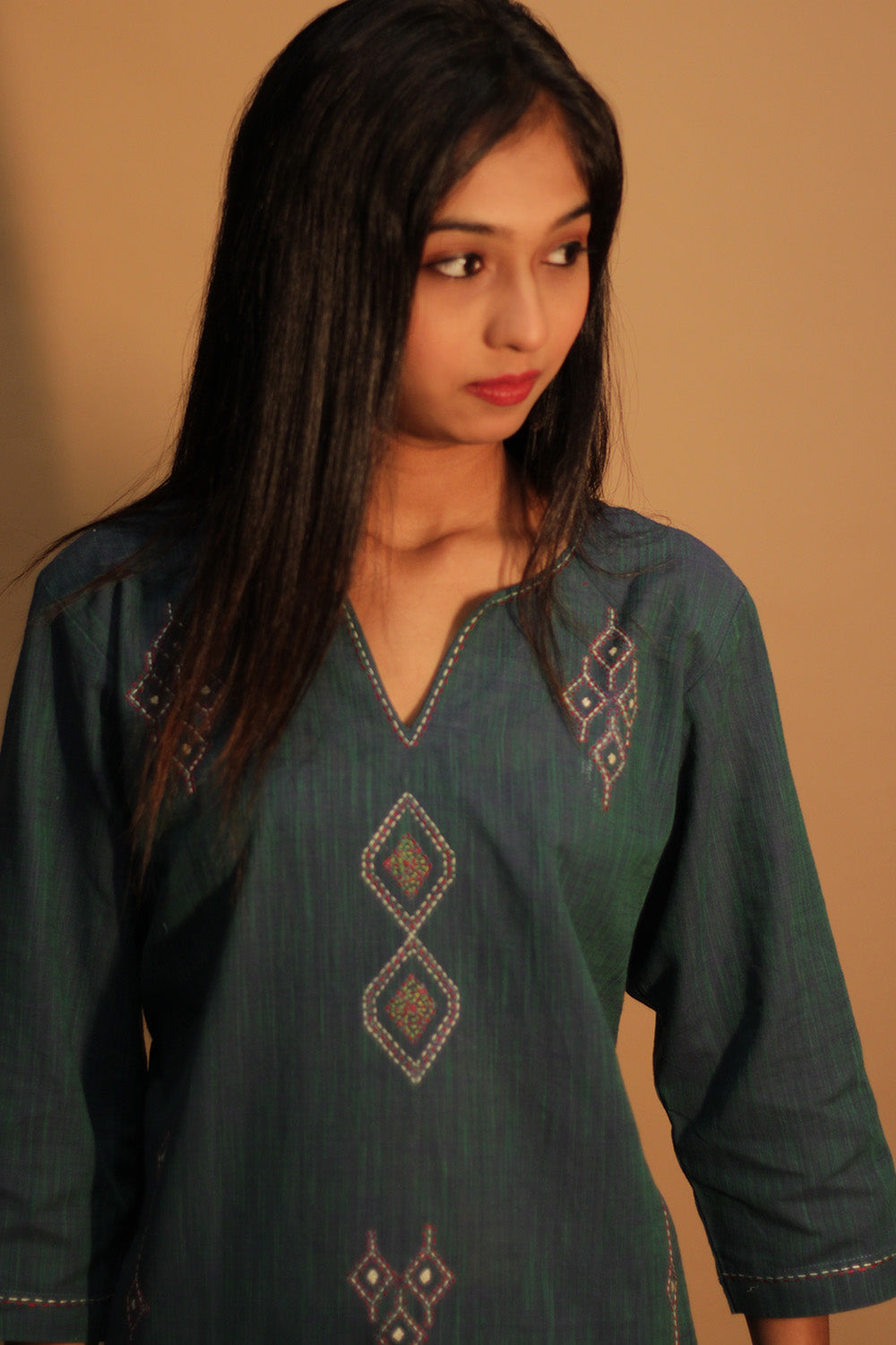 Riya | Embroidered Cotton Kurta | Peacock Green