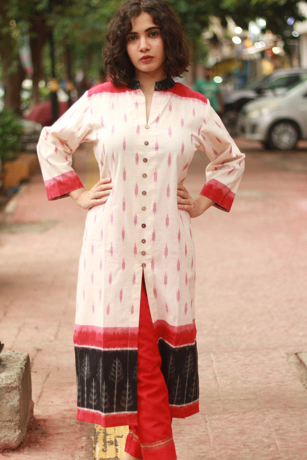 Vritti | Ikkat Kurta | Ivory with Black & Red