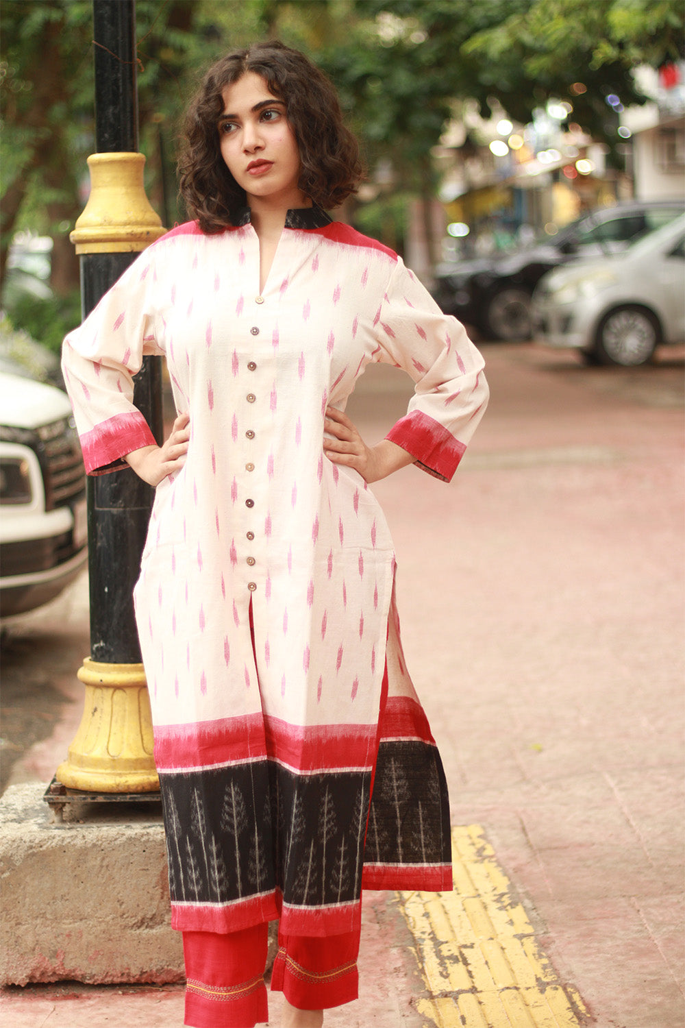 Vritti | Ikkat Kurta | Ivory with Black & Red