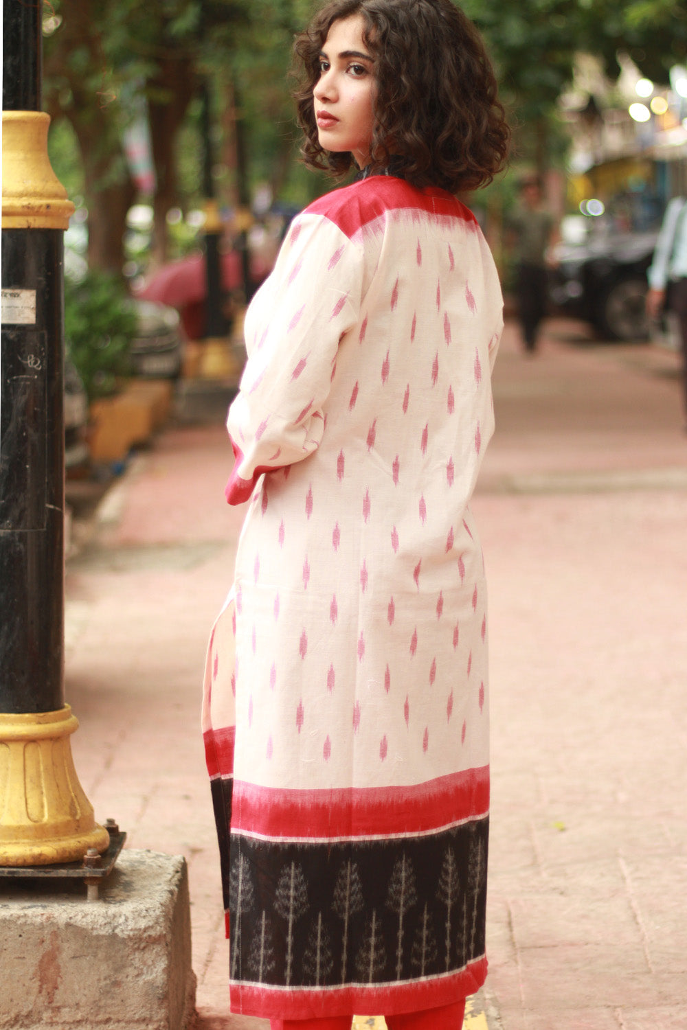 Vritti | Ikkat Kurta | Ivory with Black & Red