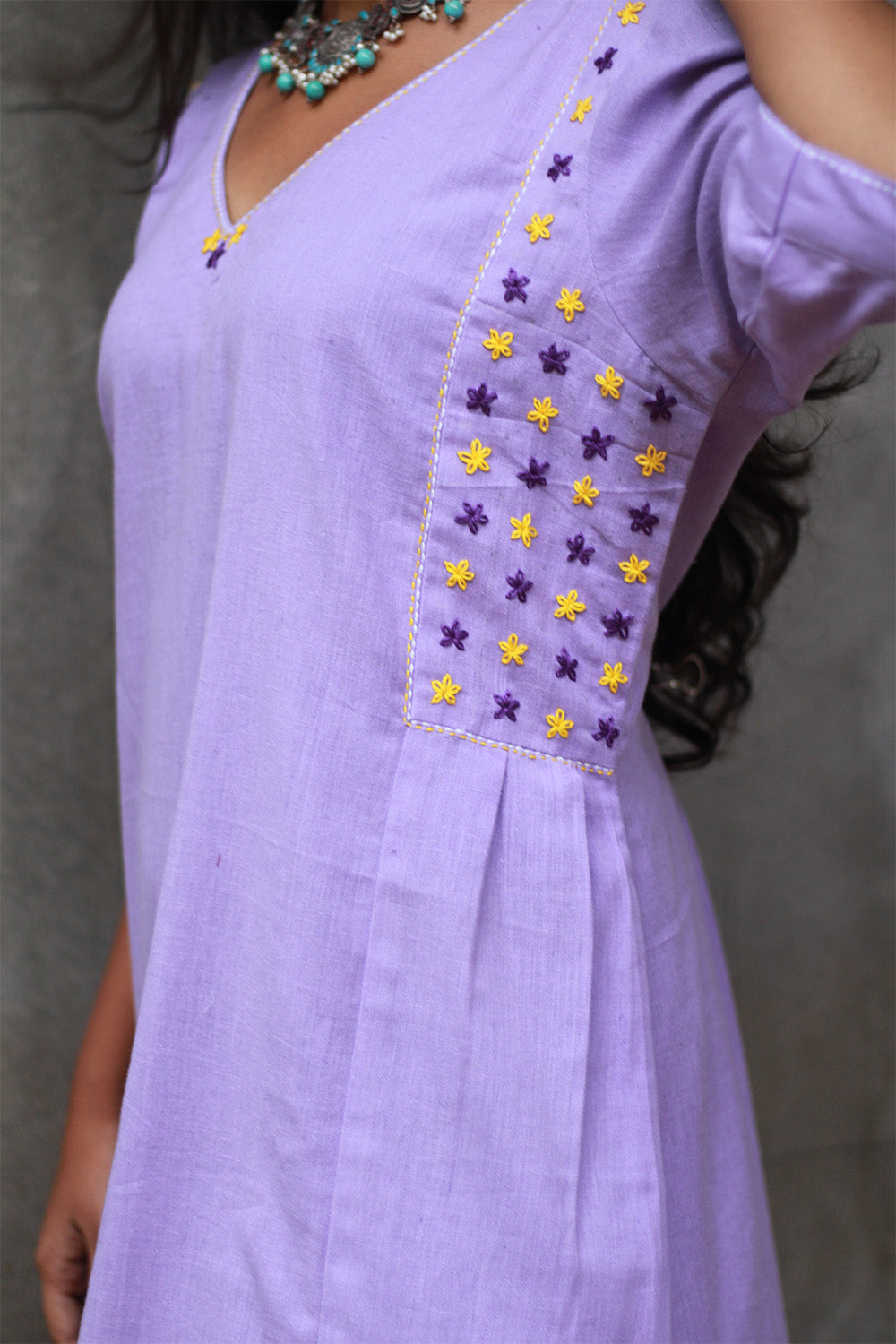 Riya | Embroidered Cotton Kurta | Lavender