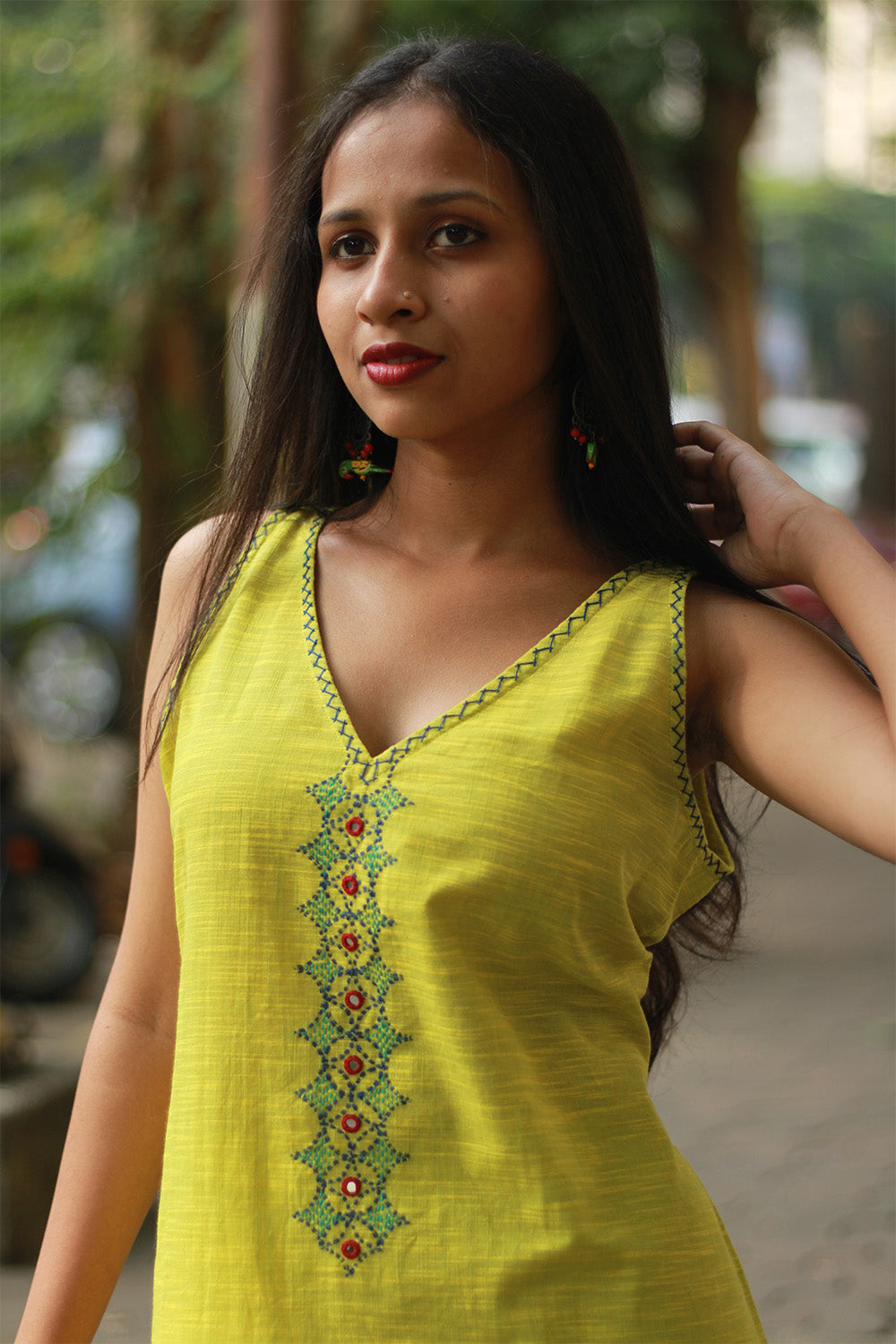 Riya | Sleeveless Embroidered Cotton Kurta | Lime