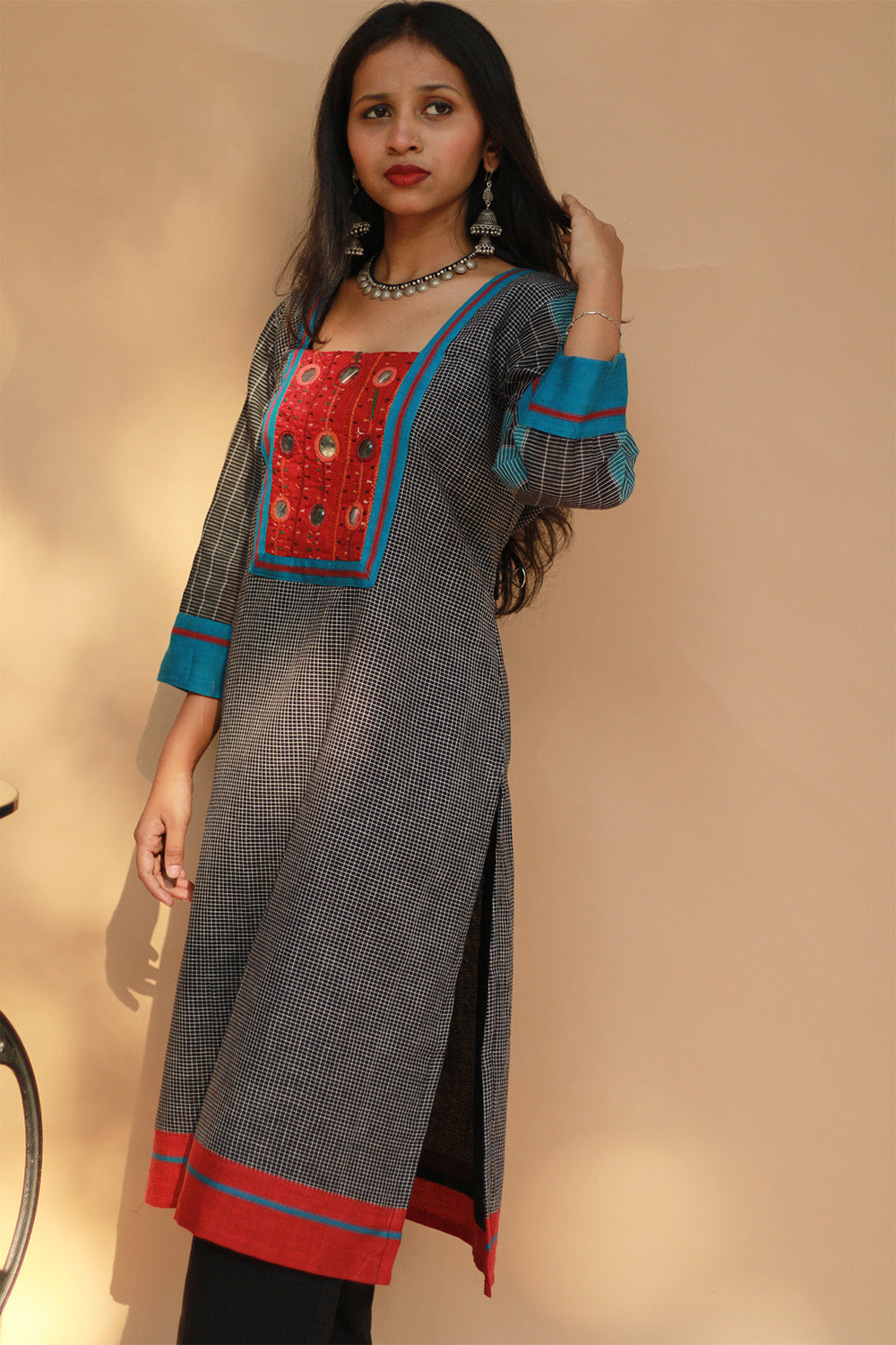 Banjari | Patteda Anchu Kurta | Black with Embroidery