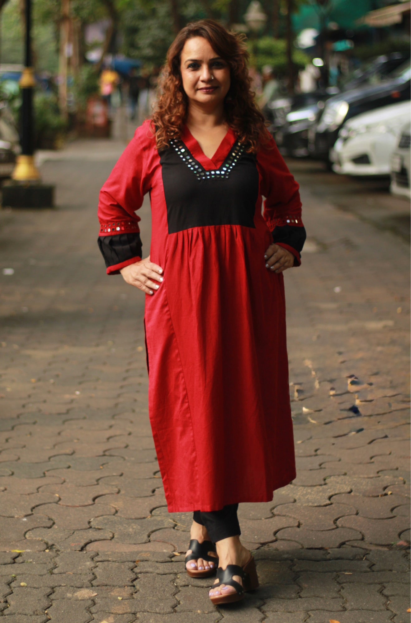 Shishej | Kurta With Mirrorwork | Rouge
