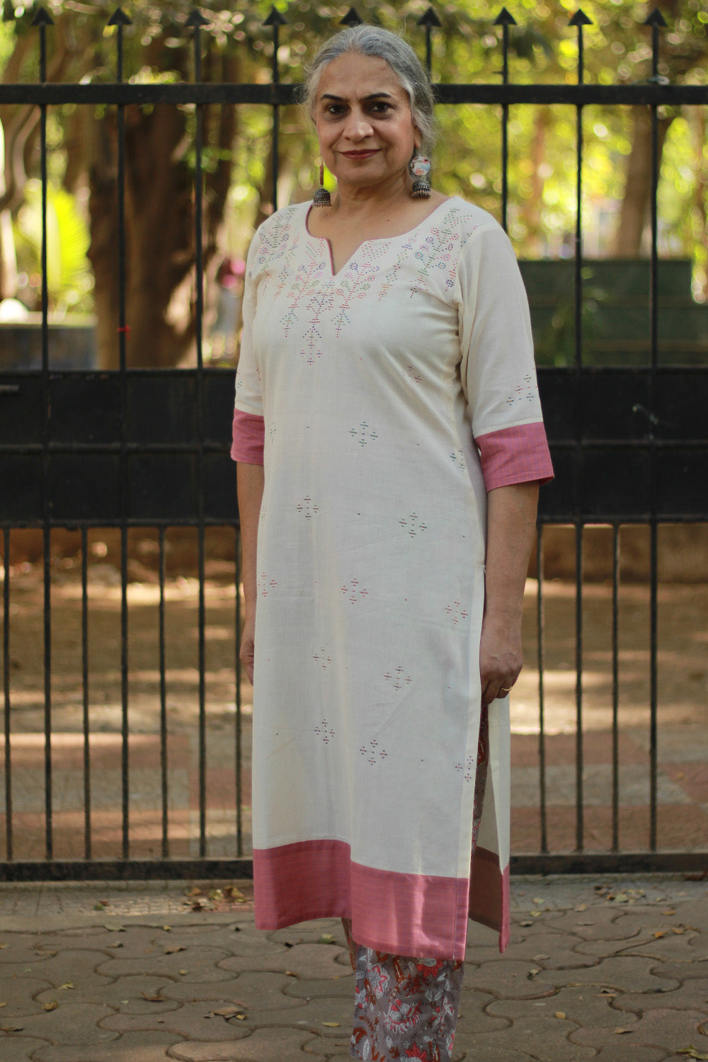Daana | Tangaliya Kurta | Ivory with Peach