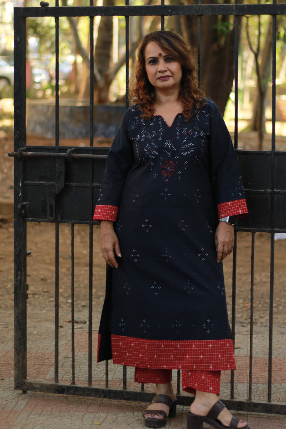 Daana | Tangaliya Kurta | Blue with Rouge Checks