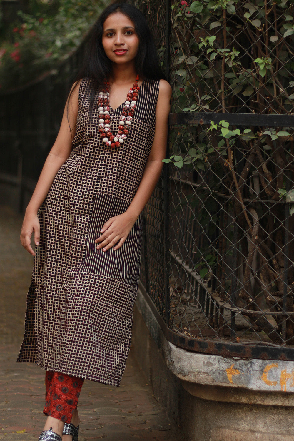 Dhaariyan | Sleeveless Long Kurta | Noir Stripes Ajrakh
