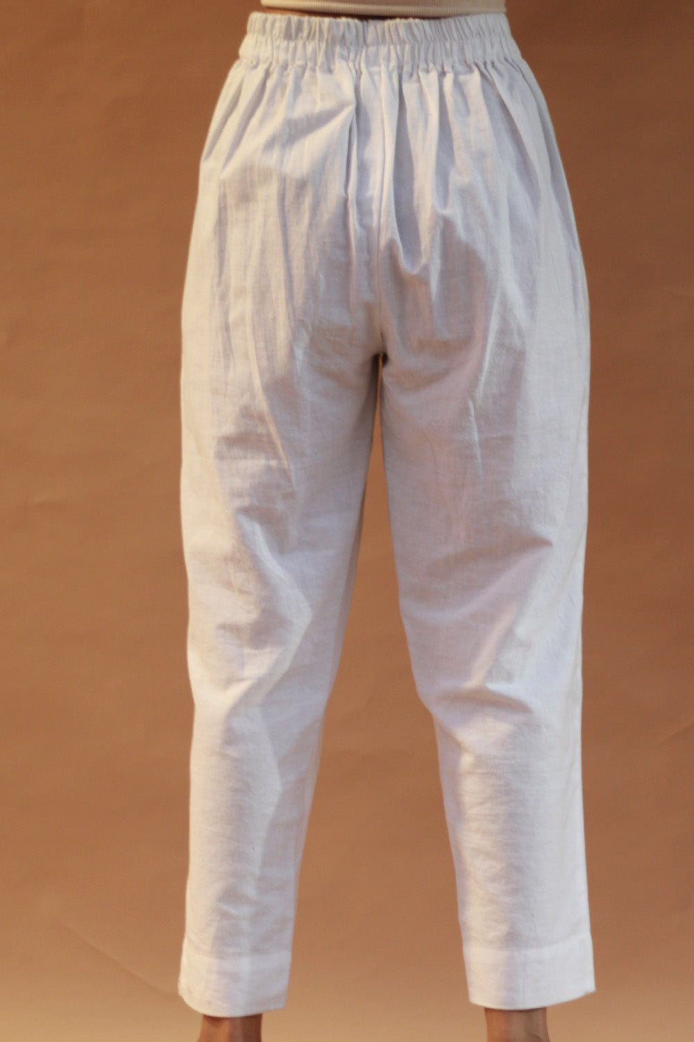 Amala | Slim Pants | White