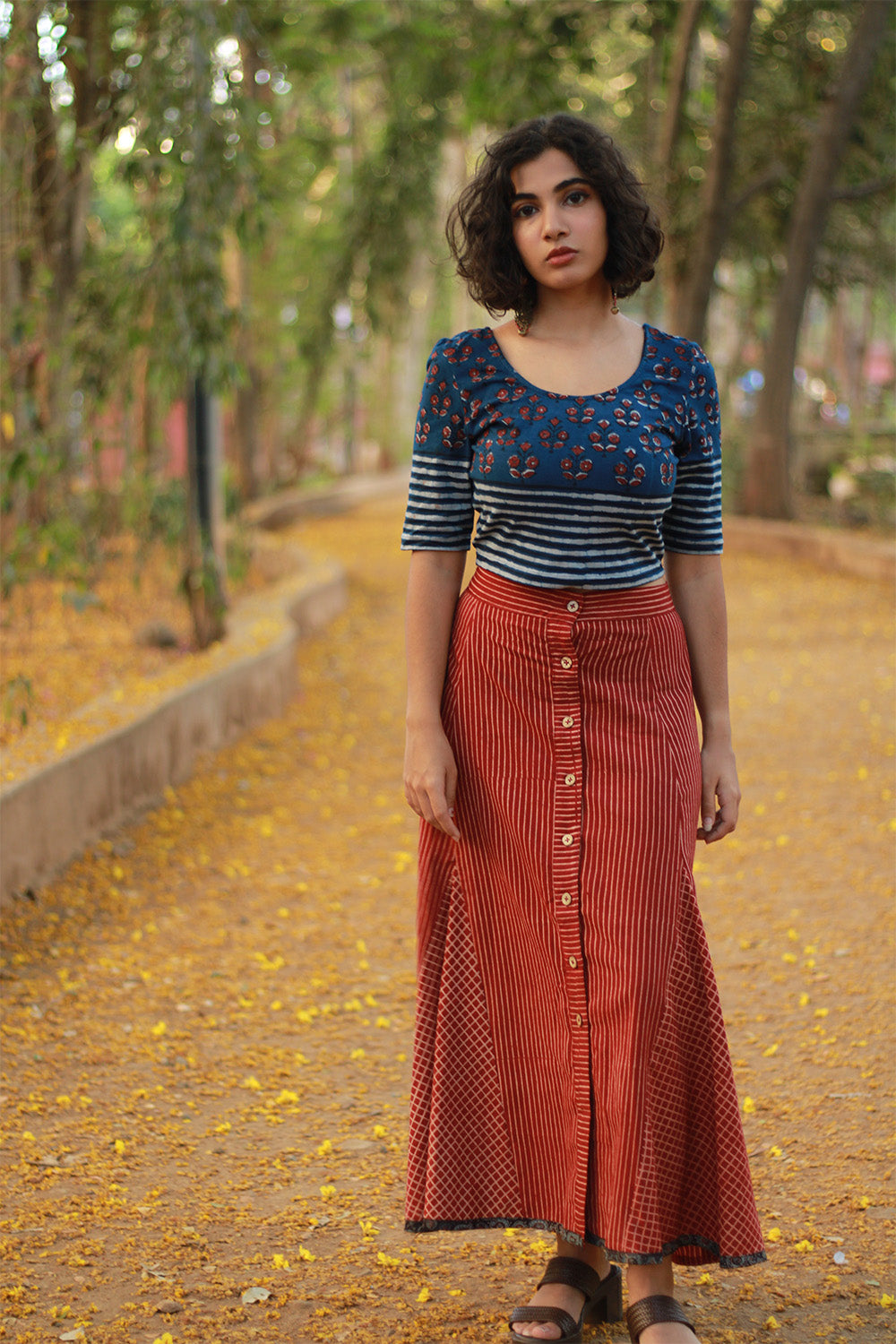 Kirgiti | Stretchable Blouse / Crop Top | Indigo Buta and Striped Dabu