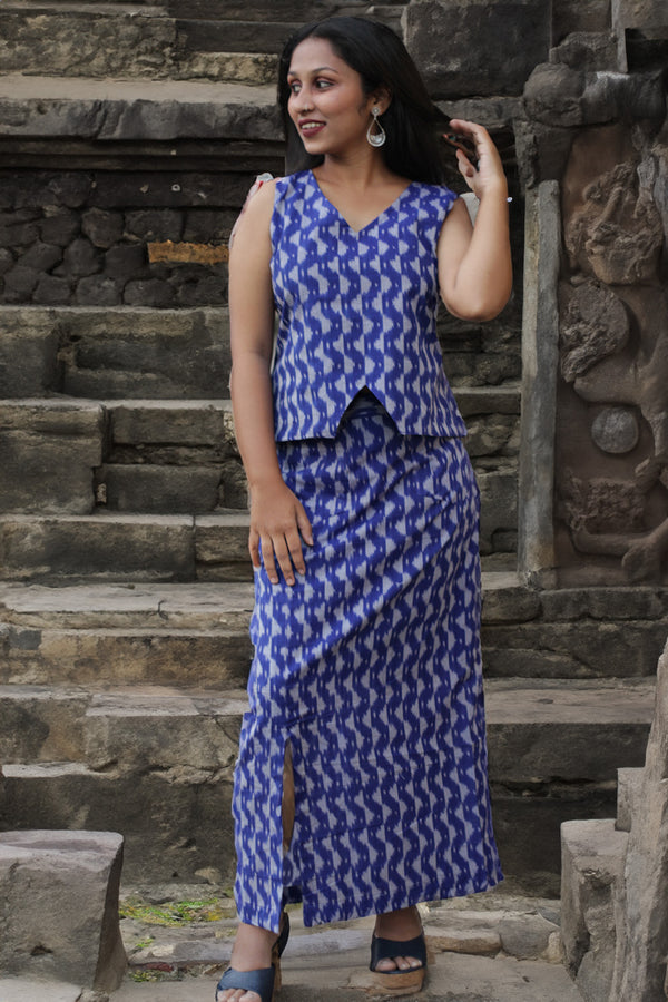 Parthavi | Long Straight Skirt | Ultramarine Ikkat