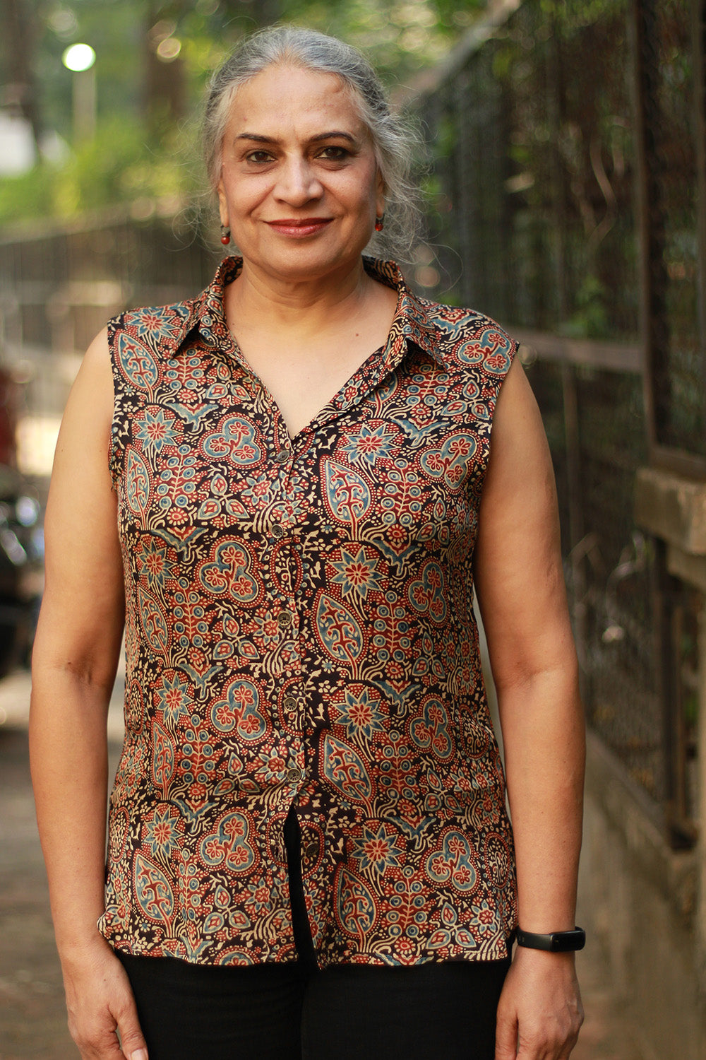 Tara | Ajrakh Modal Sleeveless Shirt | Noir Intricate Floral