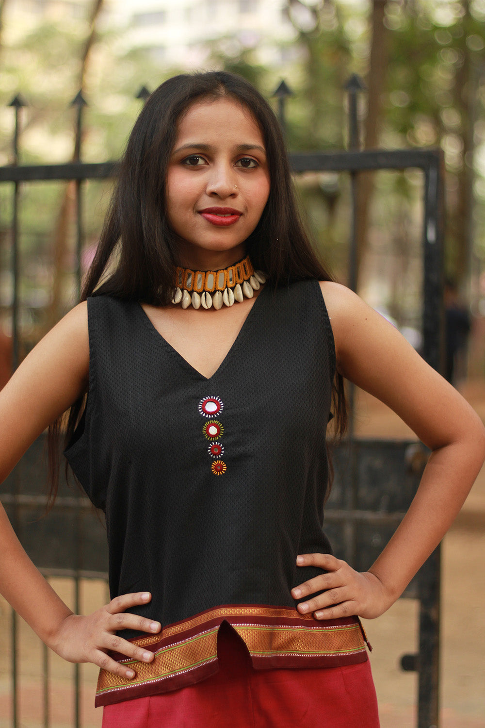 Gor Banjara | Embroidered Crop Top | Noir Khunn