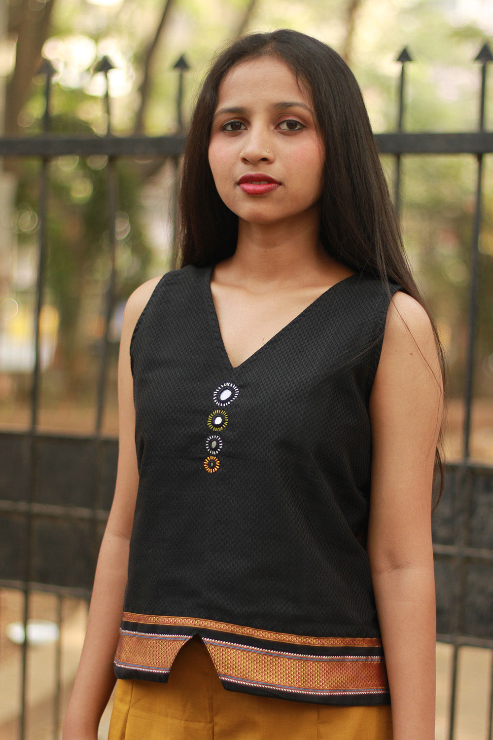 Gor Banjara | Embroidered Crop Top | Midnight Black Khunn