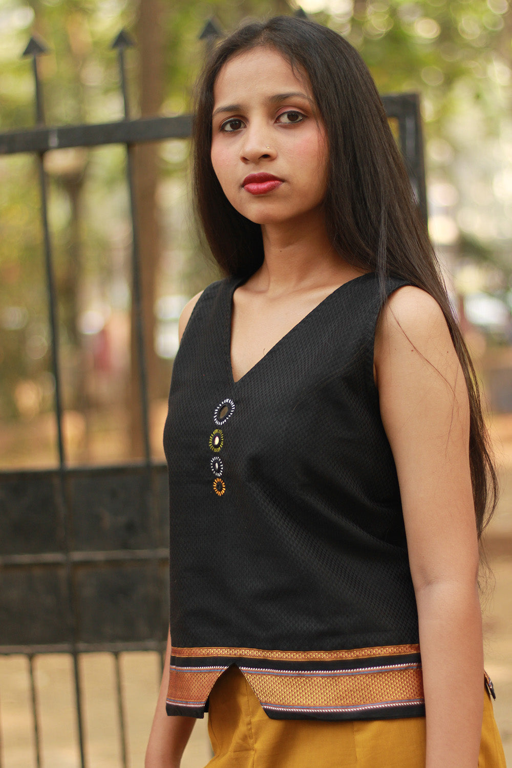Gor Banjara | Embroidered Crop Top | Midnight Black Khunn