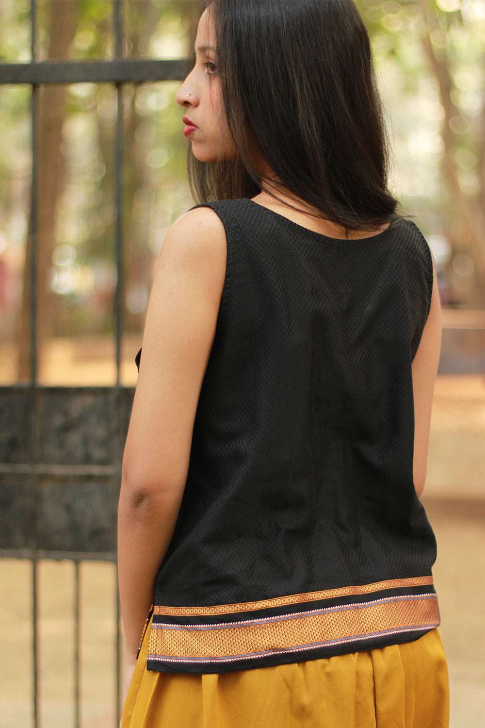 Gor Banjara | Embroidered Crop Top | Midnight Black Khunn