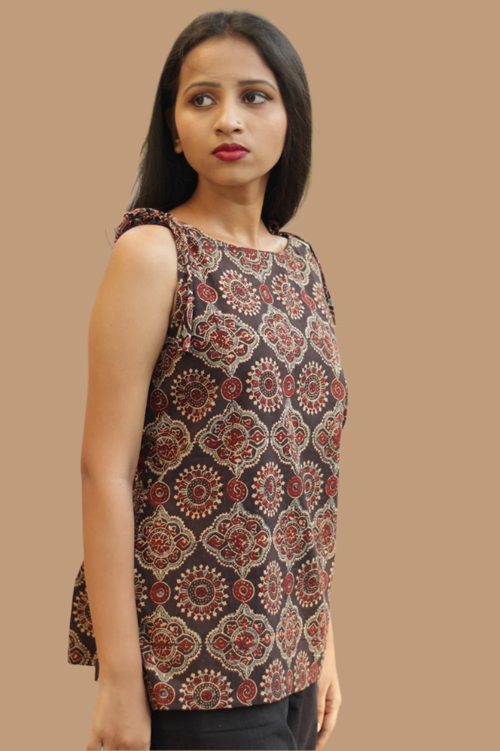 Chanchal | Dori Top | Noir Floral Hexagon Ajrakh
