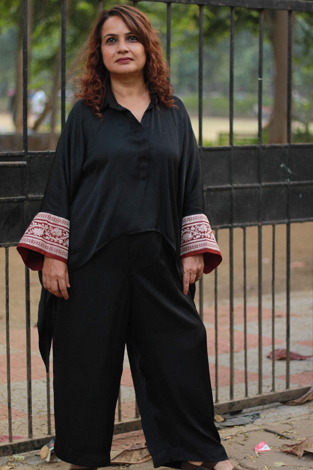 Banarasi Taarini | Collared Kaftan Top | Noir