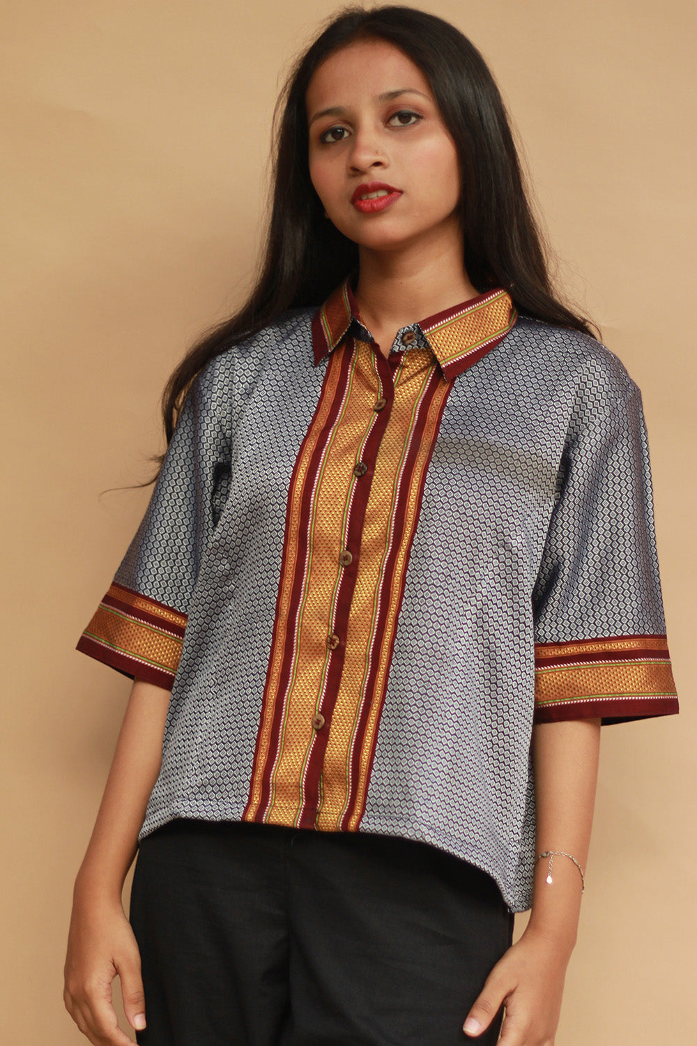 Kanaka | Khunn Cropped Shirt-Blouse | Silver