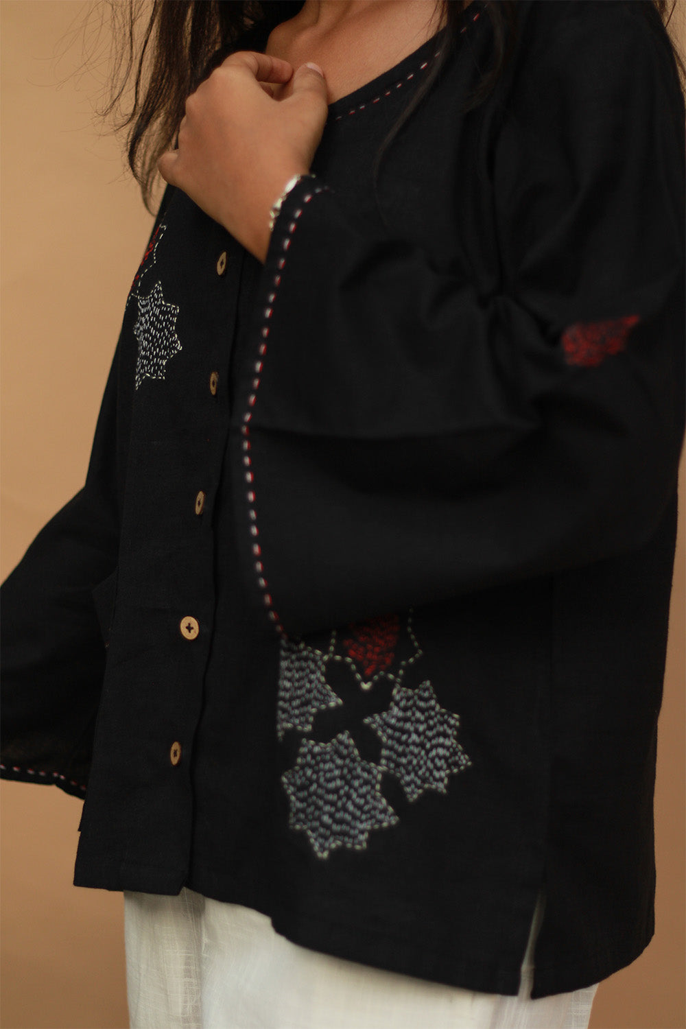 Ambrai | Embroidered Cotton Shirt | Noir