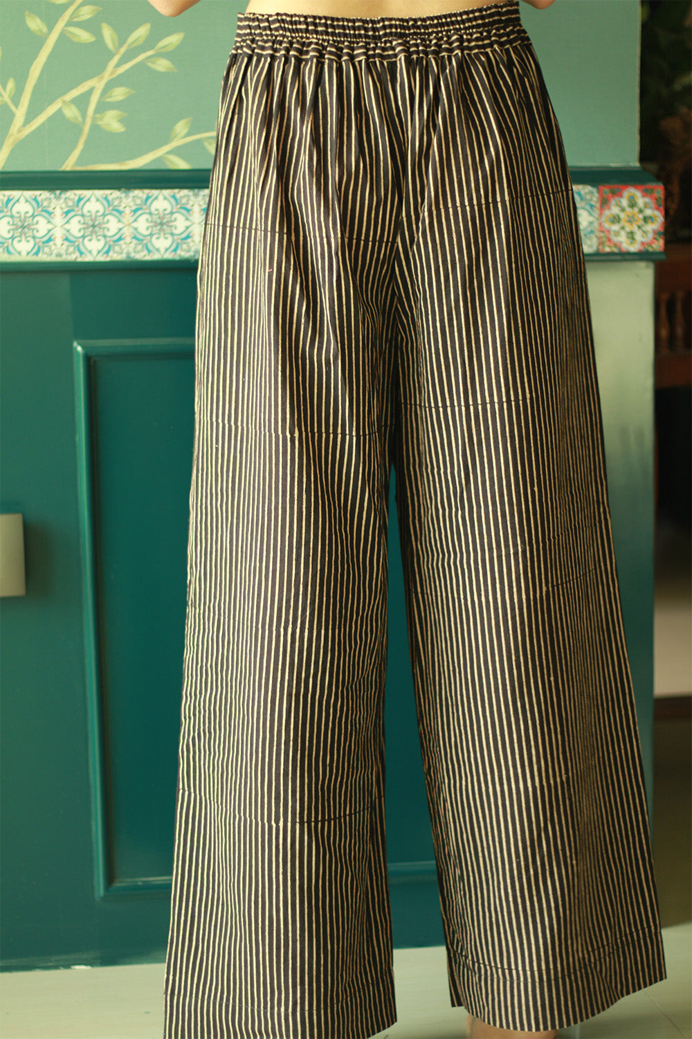 Dhaariyan | Wide Leg Pants | Noir Ajrakh