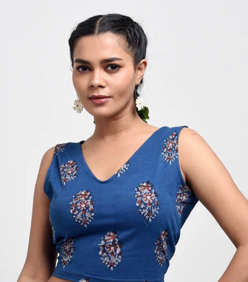 Kirgiti | Stretchable Blouse / Crop Top | Low-Neck Sleeveless | Indigo Daboo Boota