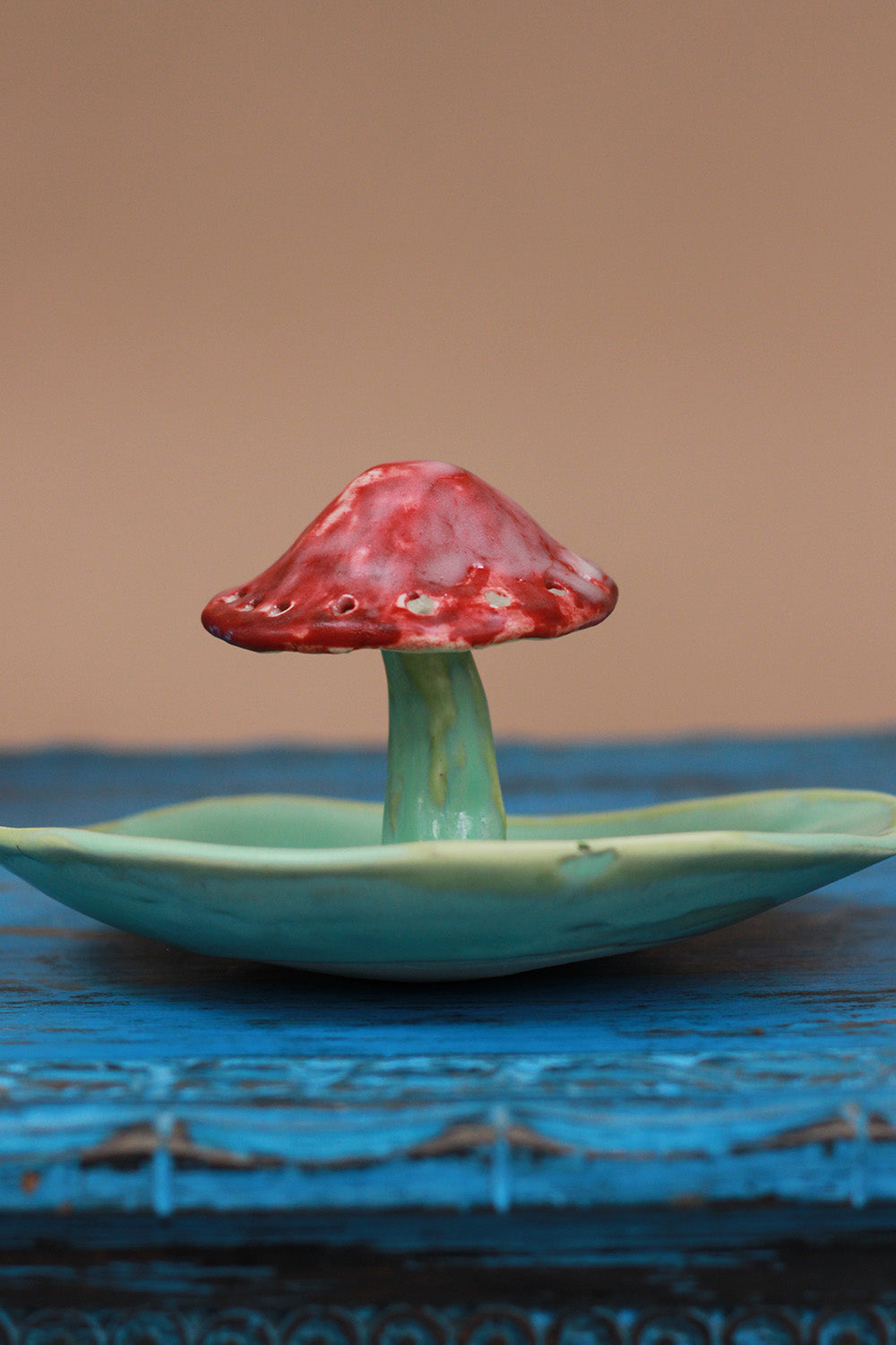 Mrudgandh | Ceramic Earring Holder Mushroom