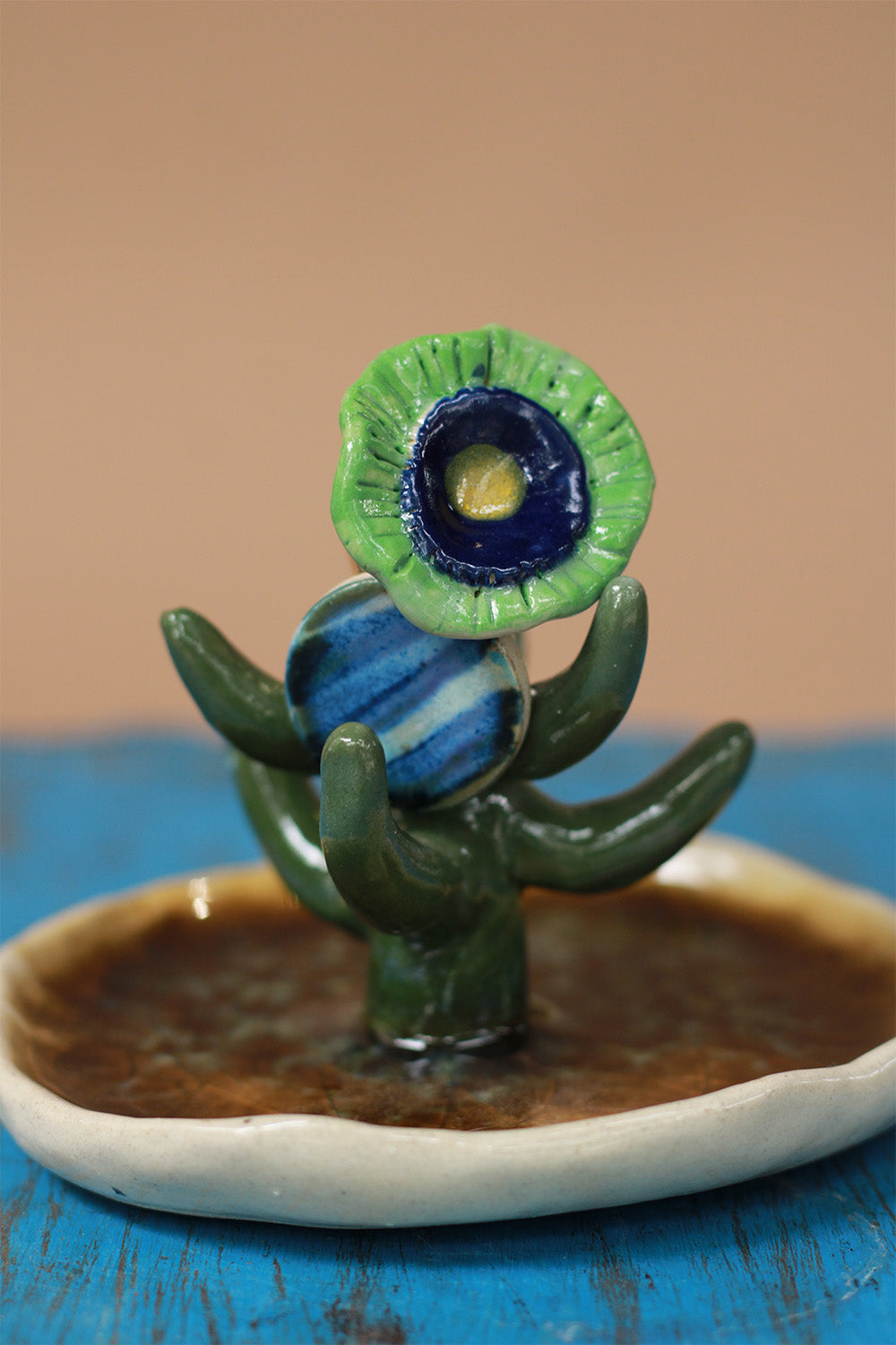 Mrudgandh | Ceramic Ring Holder Ochre Crackle Glaze